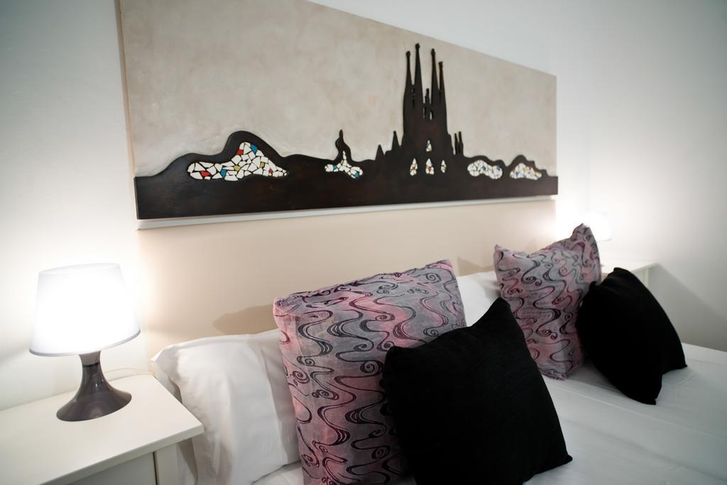 ברצלונה Petit Hotel מראה חיצוני תמונה